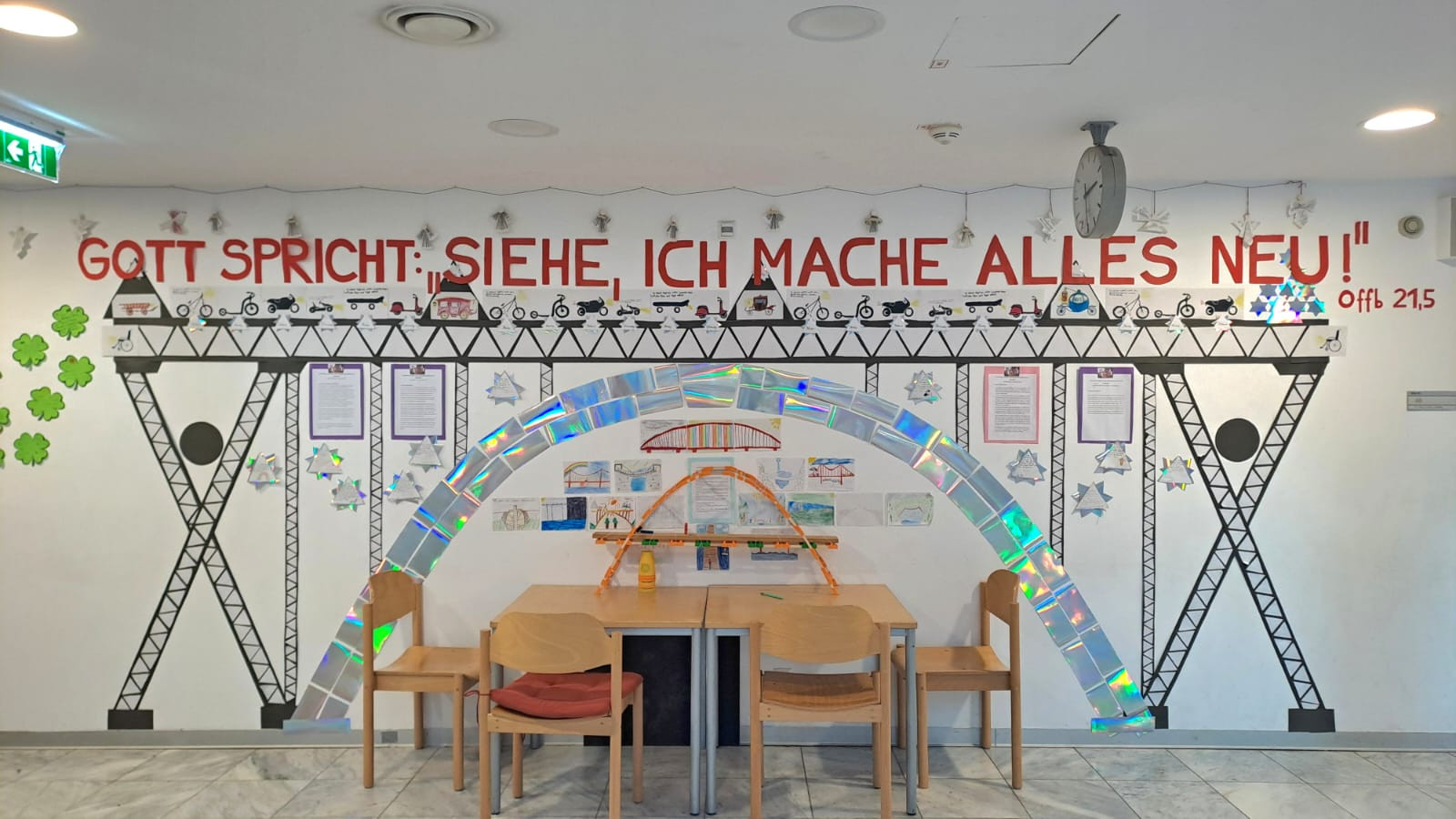 Gott spricht: "Siehe, ich mache alles neu!" (Offb 21,5)